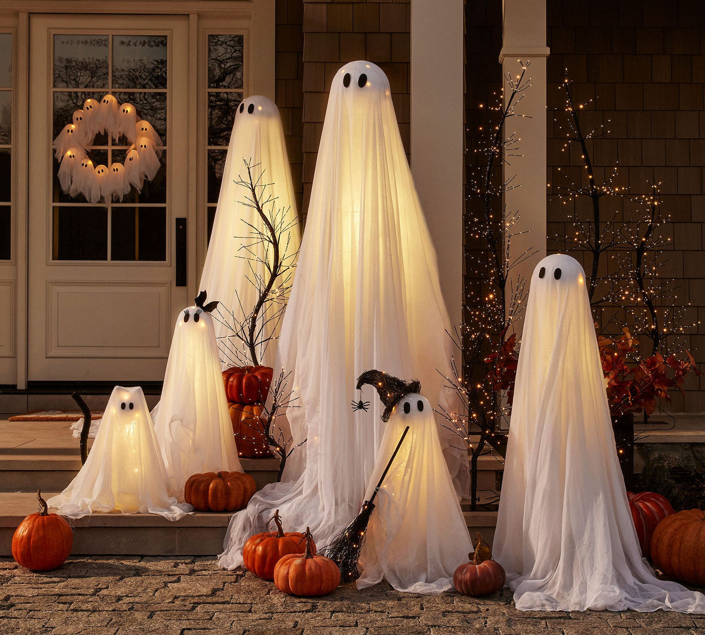 Light Source Ghost Wreath Series